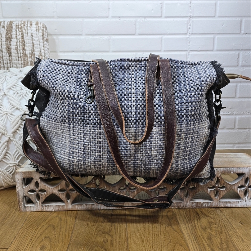 Myra Quiet Luxury Gray and Brown Travel Bag